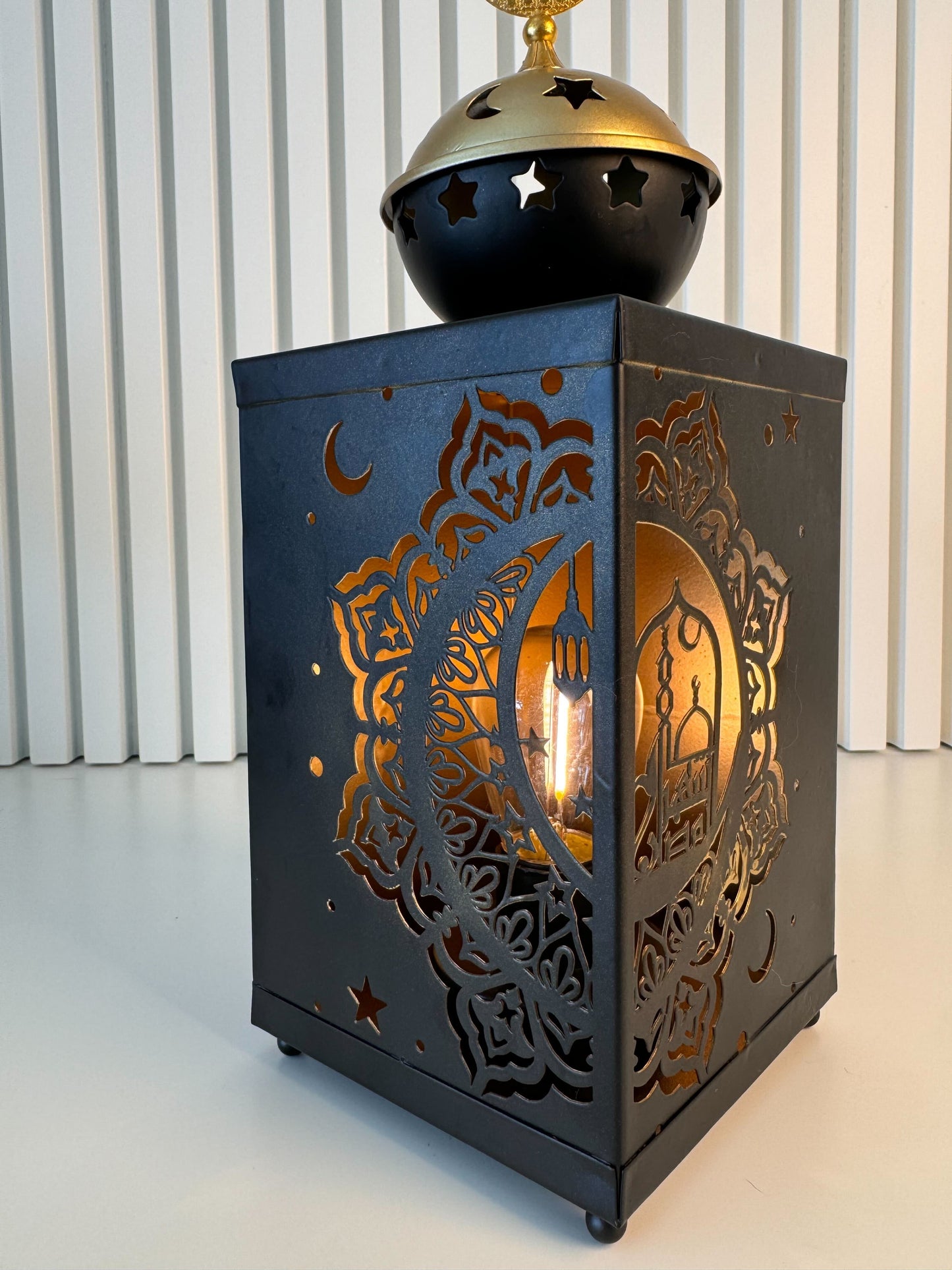 Fanoos Al-Bakhour